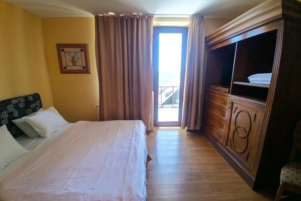 New Shino Gudauri Hotel Buitenkant foto